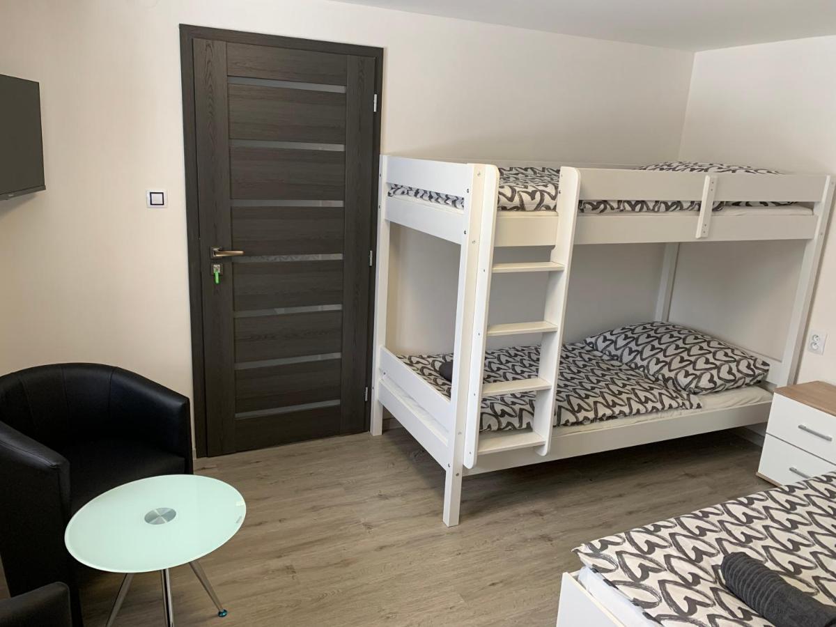Apartman U Drahotu Pernink Eksteriør bilde