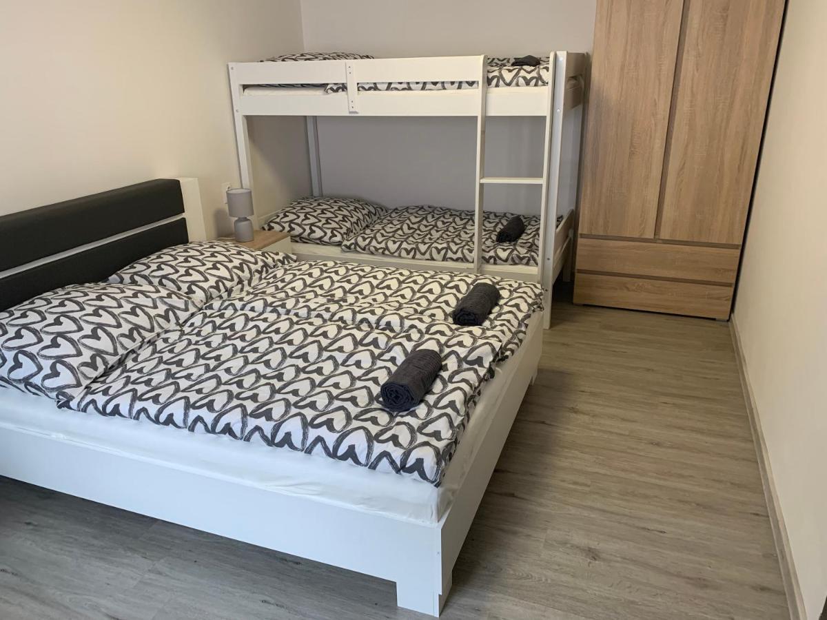 Apartman U Drahotu Pernink Eksteriør bilde