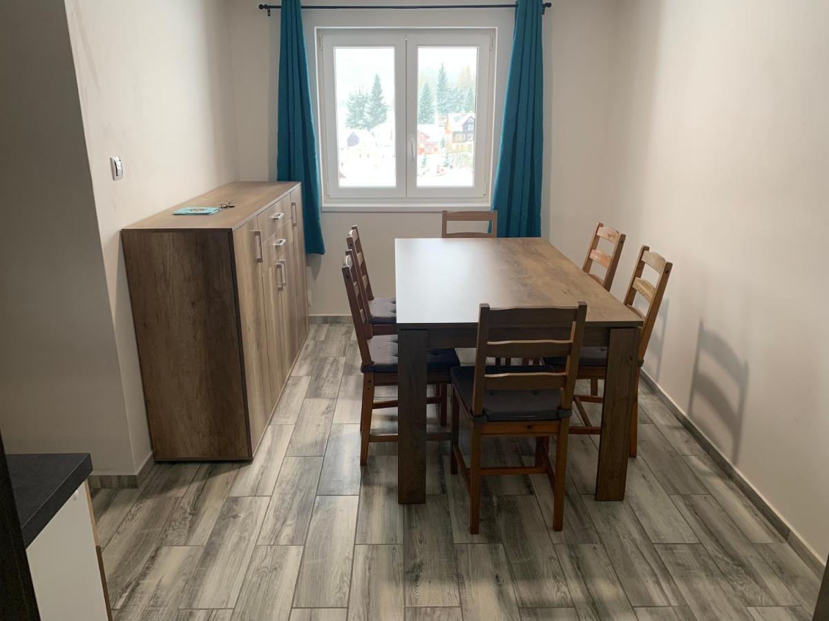 Apartman U Drahotu Pernink Eksteriør bilde